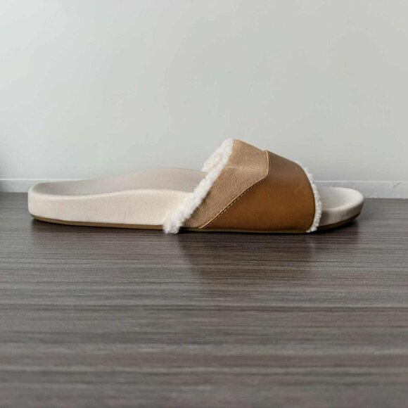 OluKai Hō‘ala Women’s Slide Sandals Size 10 $120 in Tan / Puka Hoala Shearling - Picture 10 of 12